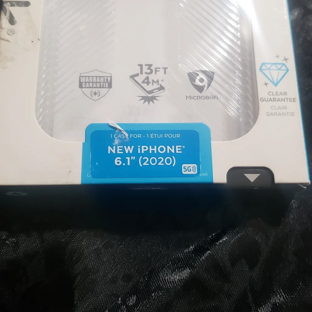 Speck Presidio Perfect-Clear w/Grips iPhone 6.1" (2020) NIB - Picture 3 of 7